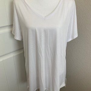 Lularoe Christy T, 2XL in White